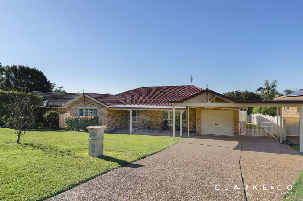 93 WEBLANDS ST, ABERGLASSLYN, NSW 2320