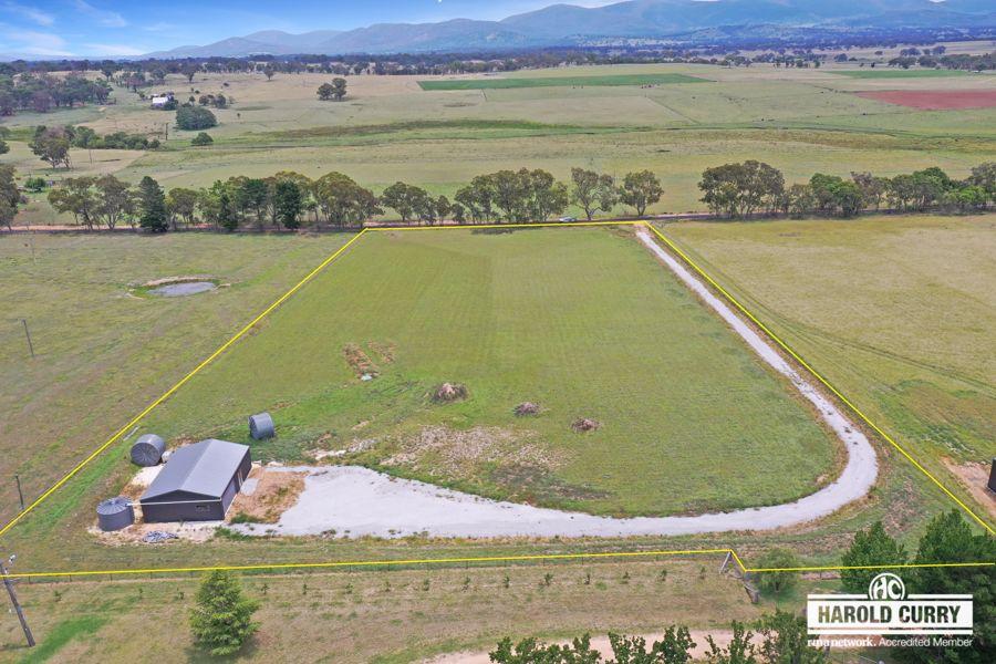 57A HADDOCKS RD, TENTERFIELD, NSW 2372