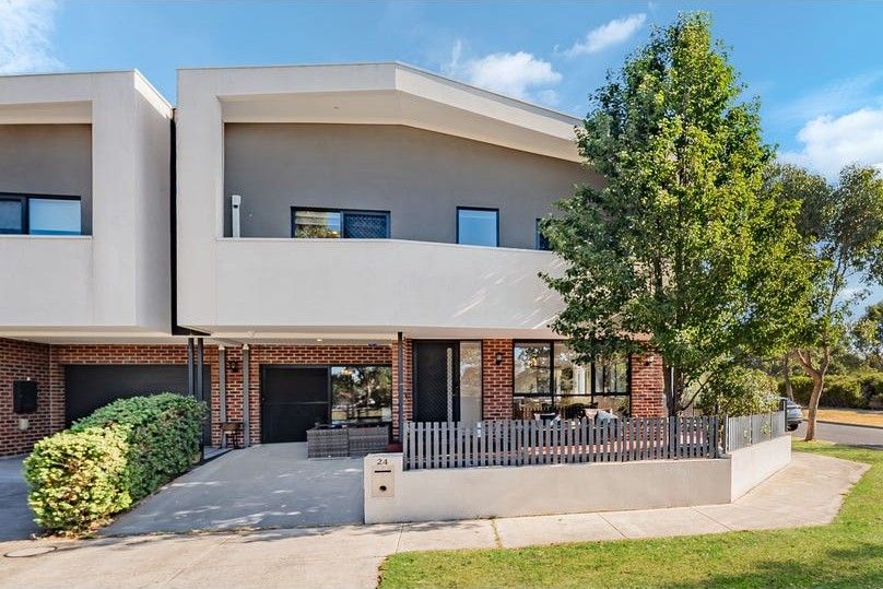 24 Ardour Gr, Craigieburn, VIC 3064