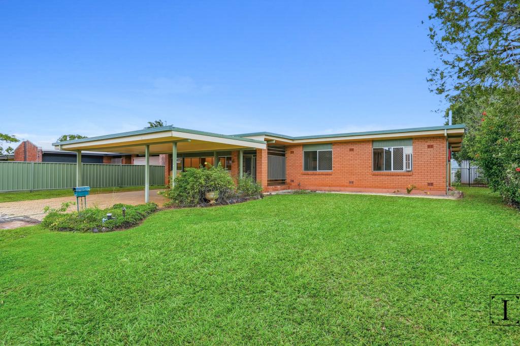 29 Koppen Tce, Mooroobool, QLD 4870