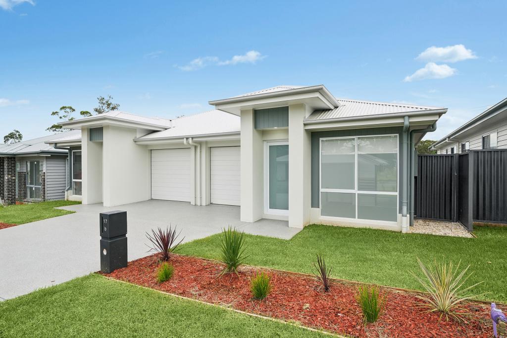 17b Wildwood Way, Thrumster, NSW 2444