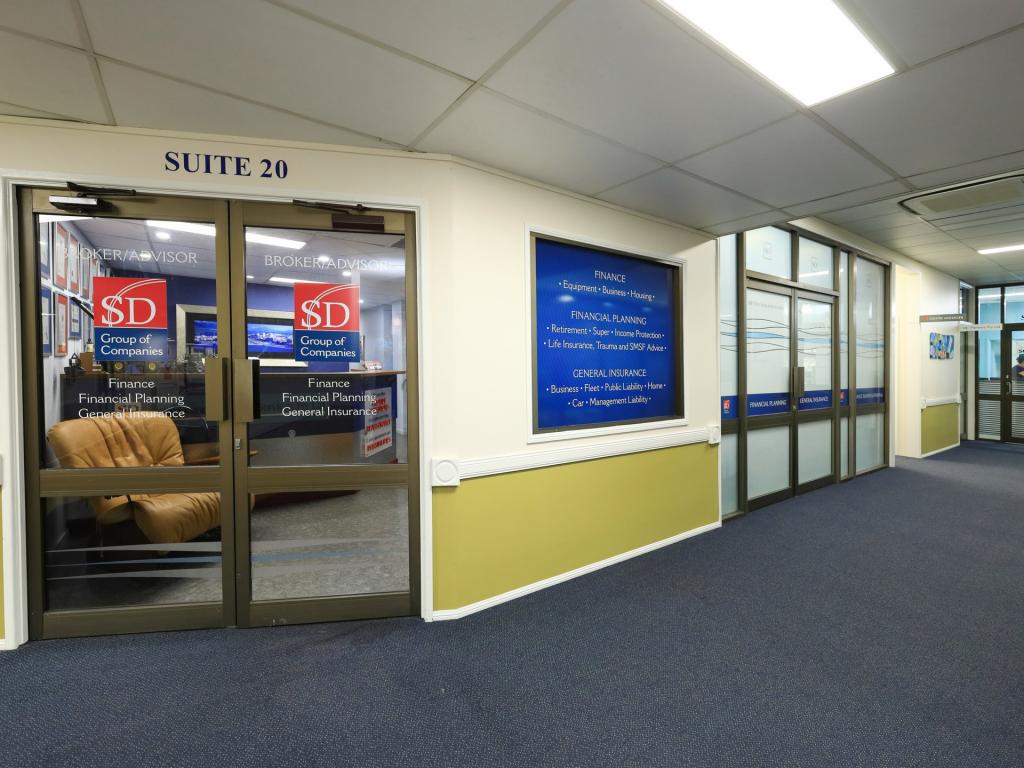 12-20 Toogood Rd, Woree, QLD 4868