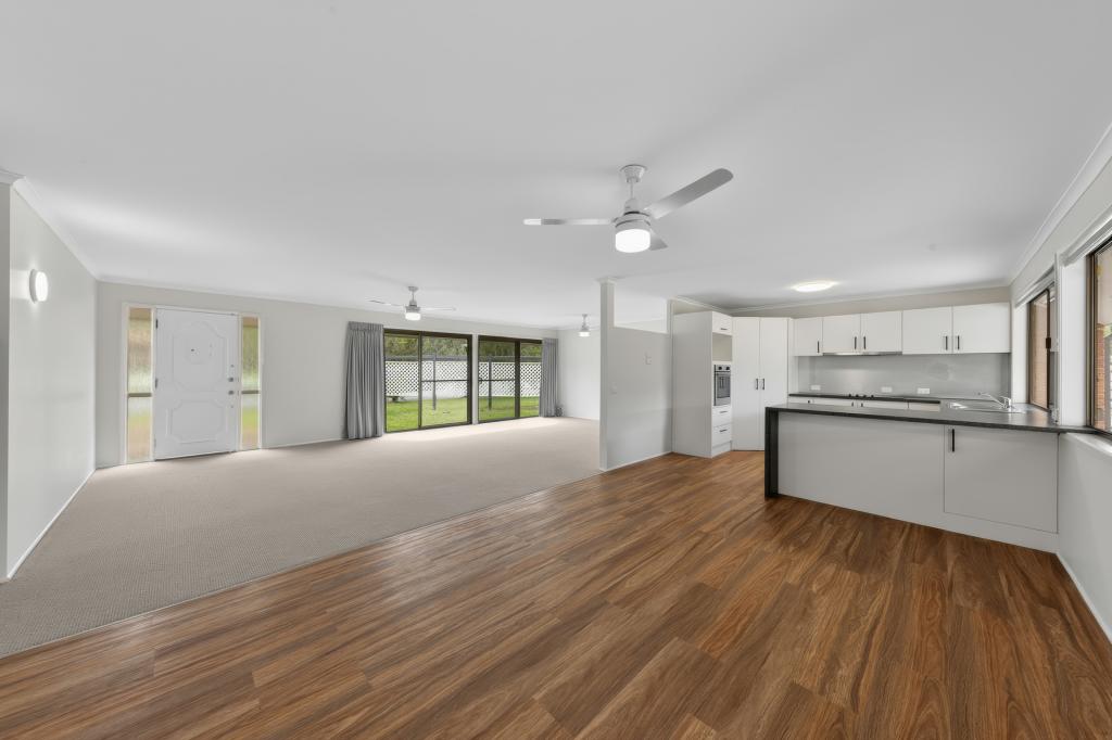 1 Flamingo St, Little Mountain, QLD 4551