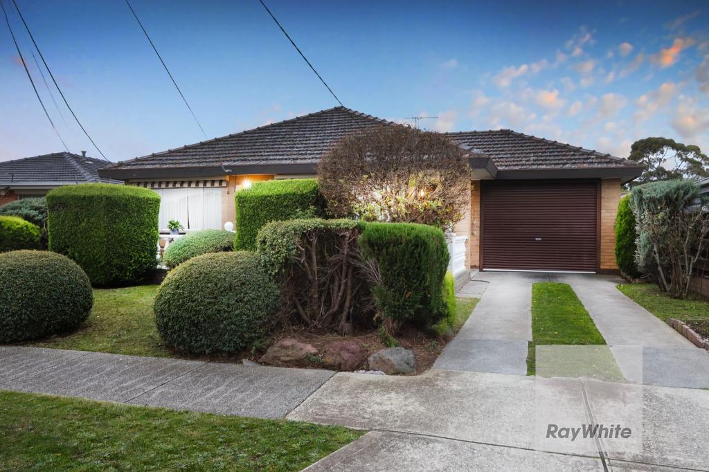 4 RYLANDES DR, GLADSTONE PARK, VIC 3043