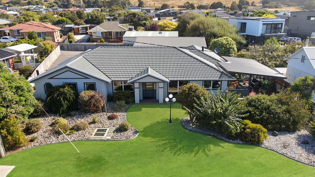 27 Seabreeze Ave, Sulphur Creek, TAS 7316