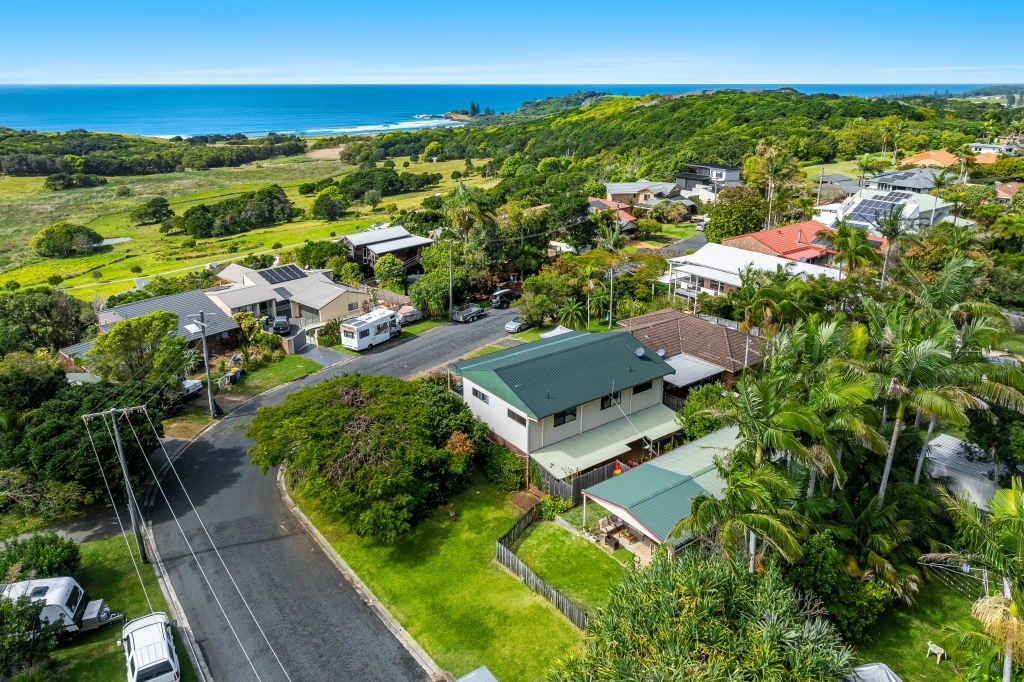 35 Sandstone Cres, Lennox Head, NSW 2478