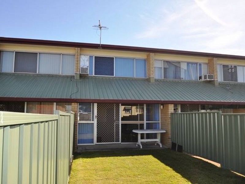 UNIT 4/6 EDEN ST, SOUTH GLADSTONE, QLD 4680