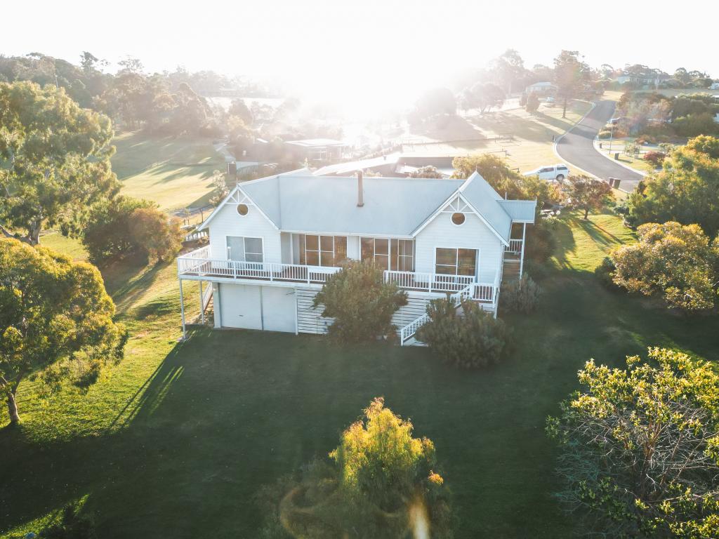 45 Angophora Dr, Mallacoota, VIC 3892