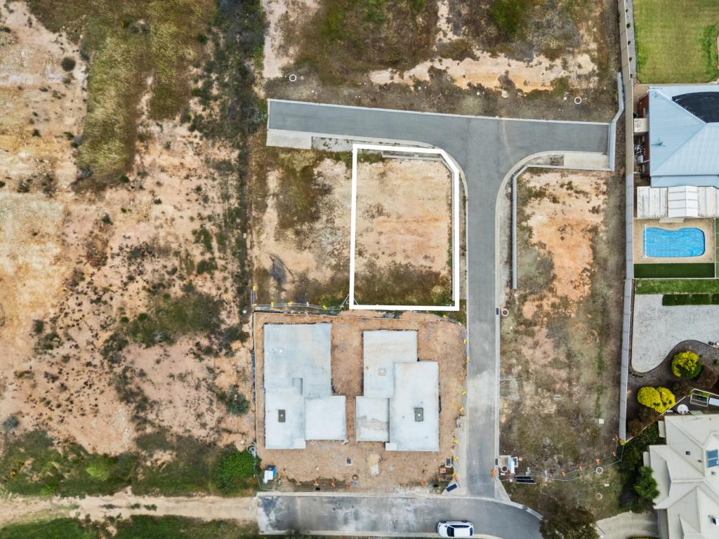 9/16 Renwick St, Golden Square, VIC 3555