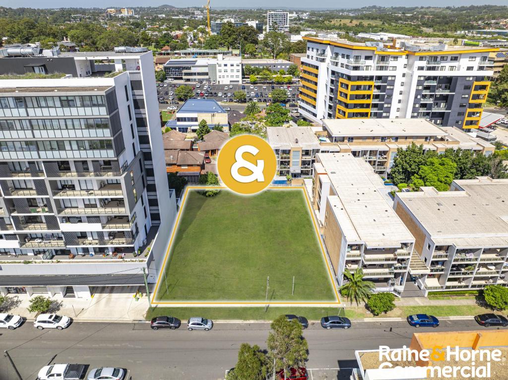 11-13 King St, Campbelltown, NSW 2560