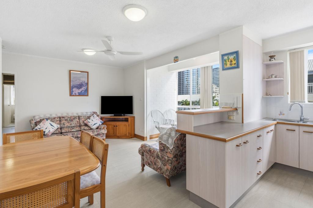7/15 Pacific St, Main Beach, QLD 4217