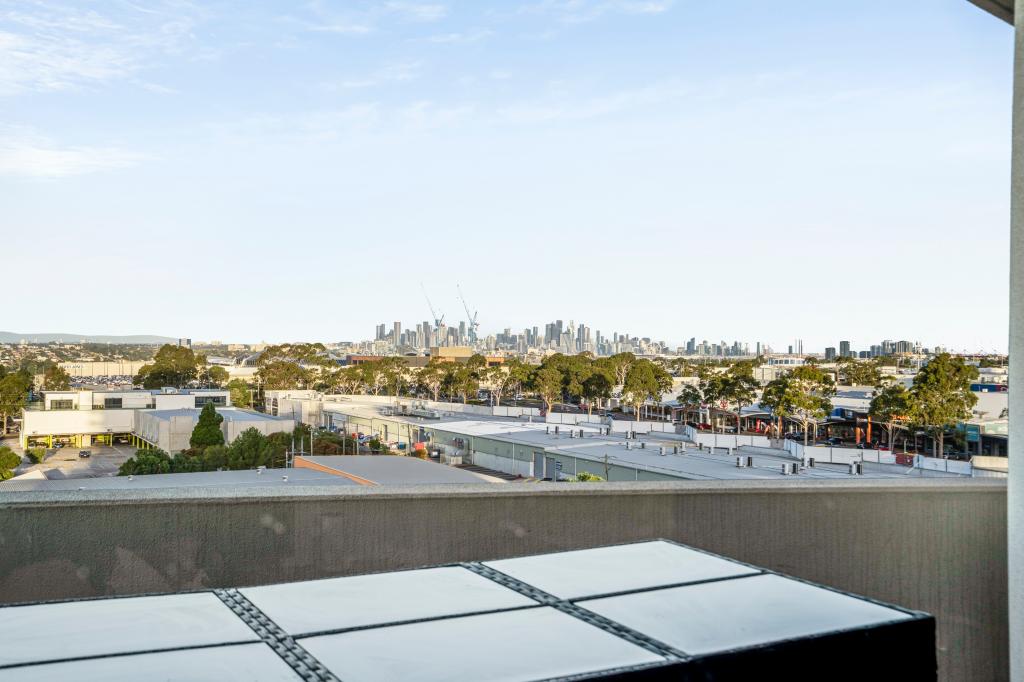 804/72 WESTS RD, MARIBYRNONG, VIC 3032