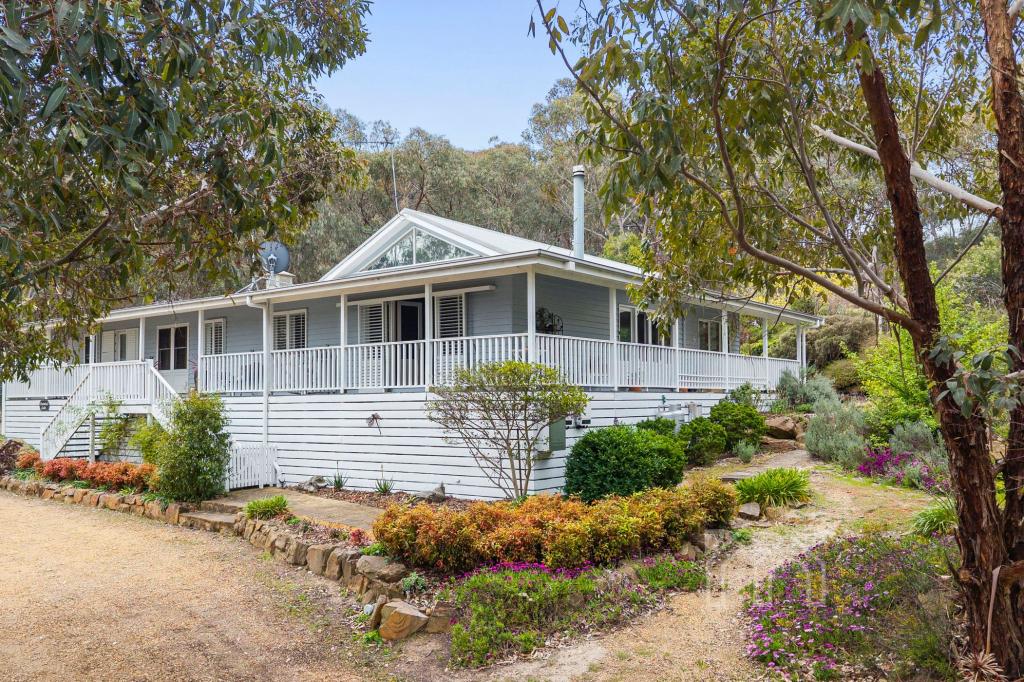 750 Vaughan Springs Rd, Drummond North, VIC 3446