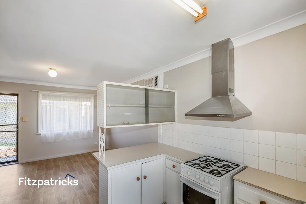 4/8 Joyes Pl, Tolland, NSW 2650