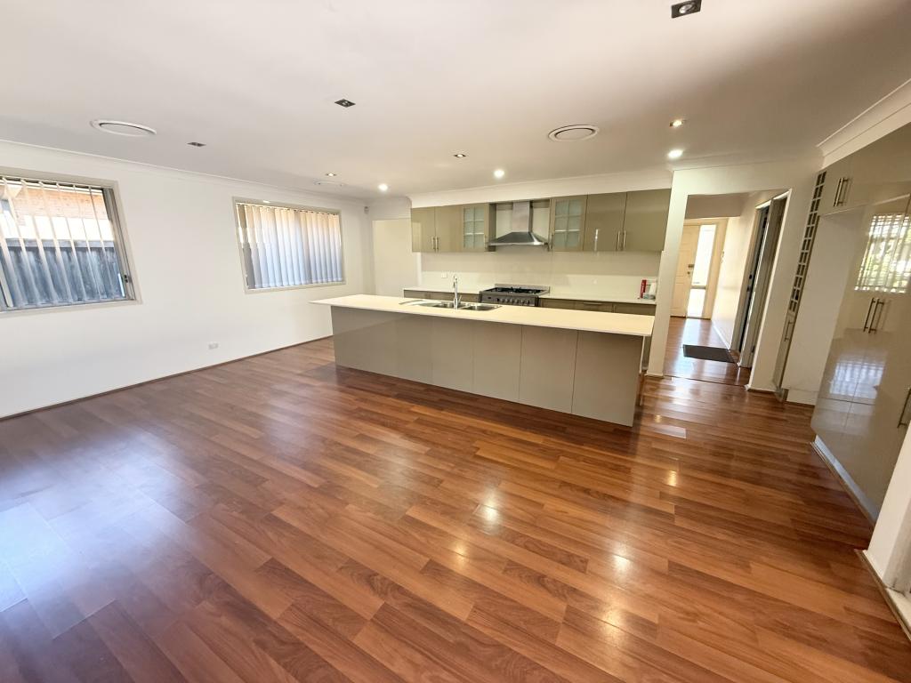 5 Mccredie Dr, Horningsea Park, NSW 2171