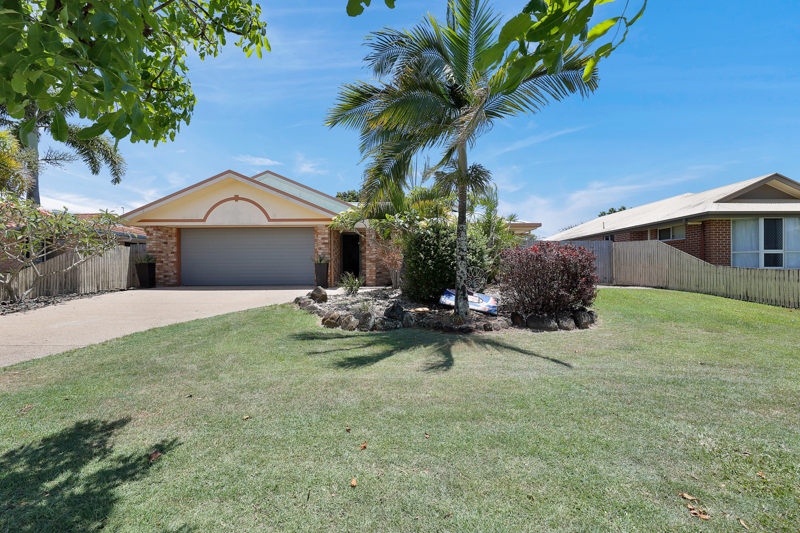 14 Marine Pde, Bucasia, QLD 4750