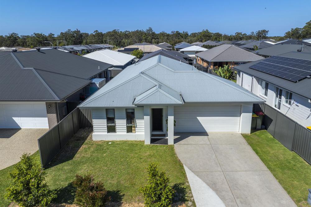 12 Somervale Rd, Sandy Beach, NSW 2456