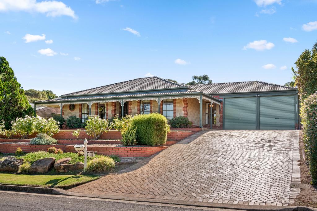 41 Grevillea Rd, Aberfoyle Park, SA 5159
