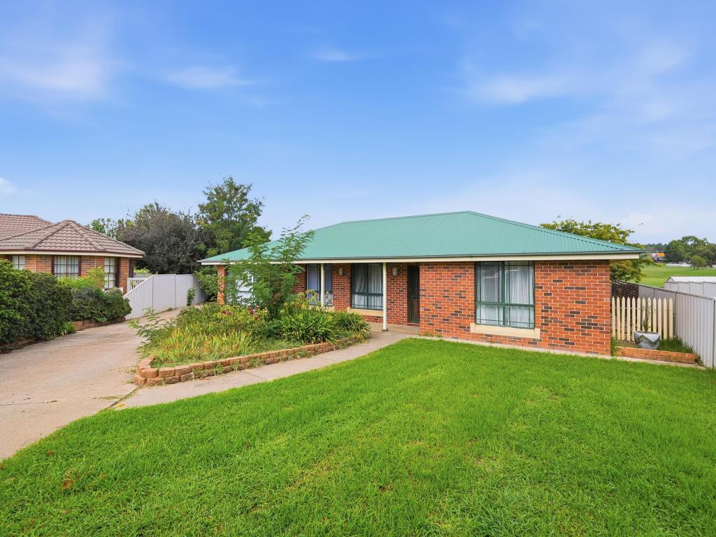 16 Weal Pl, Windradyne, NSW 2795