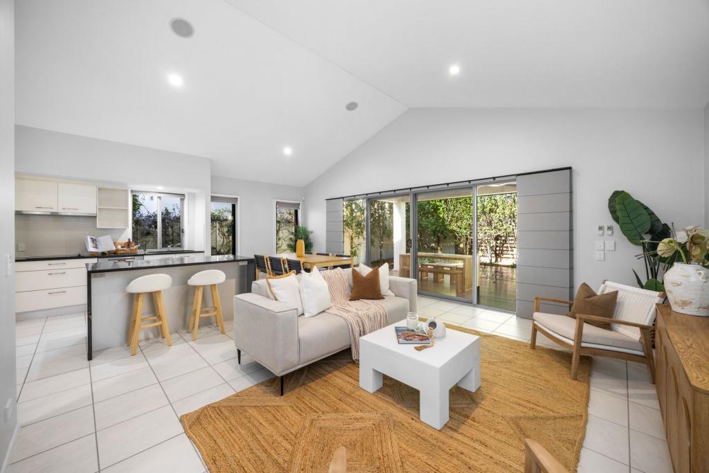 6 CUBA CT, PARREARRA, QLD 4575