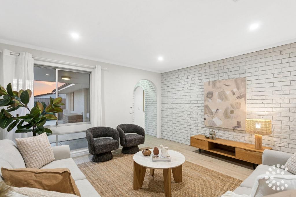 6 Derinton Way, Hamilton Hill, WA 6163