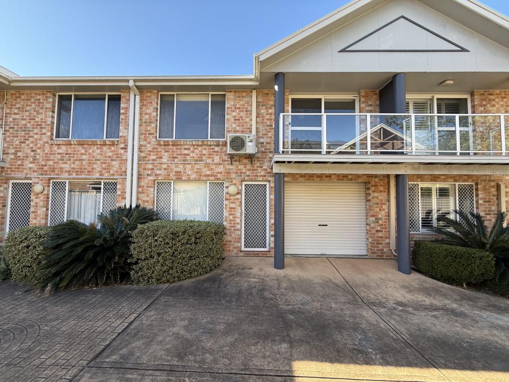 2/63 Selwyn St, Merewether, NSW 2291