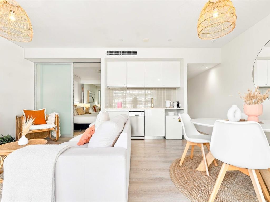 319/1 Marlin Pde, Cairns City, QLD 4870