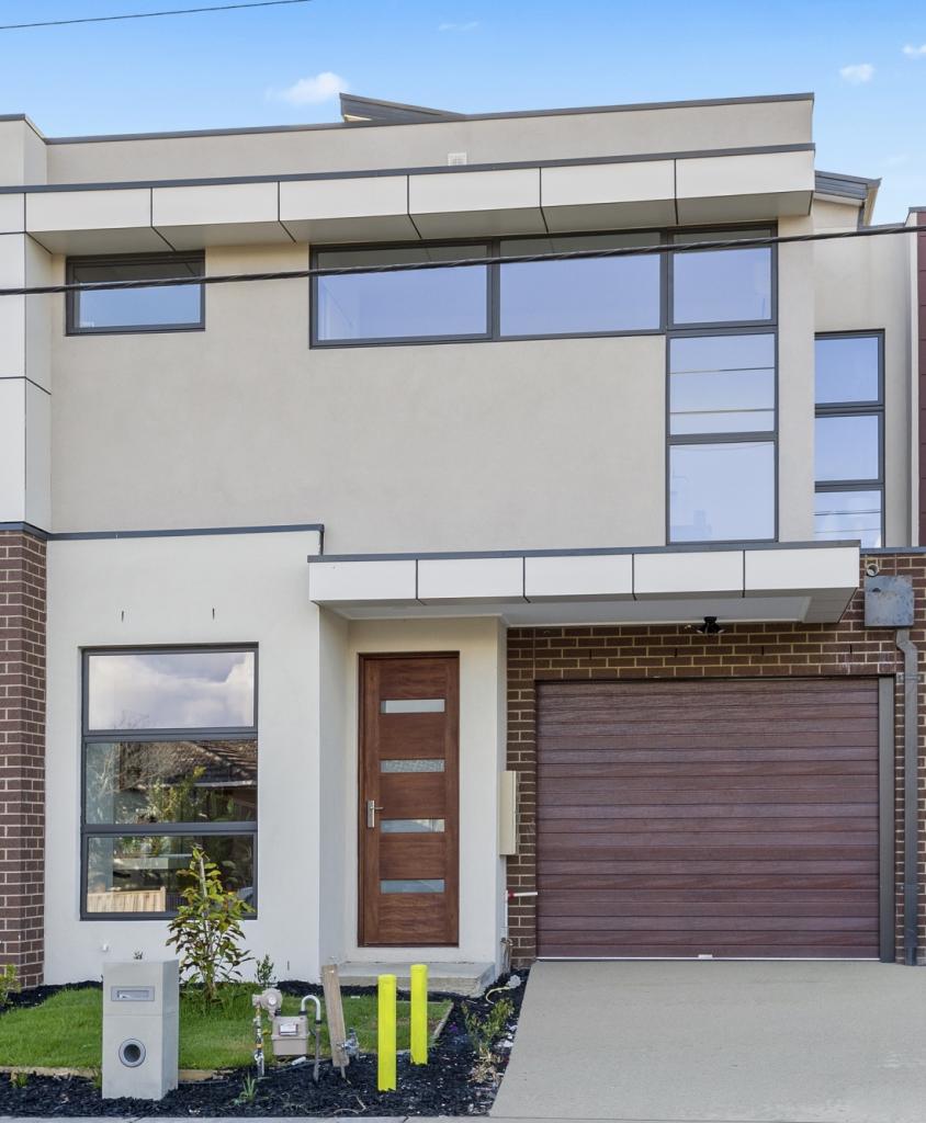 U 2 / 23 OAKES AVE, CLAYTON SOUTH, VIC 3169