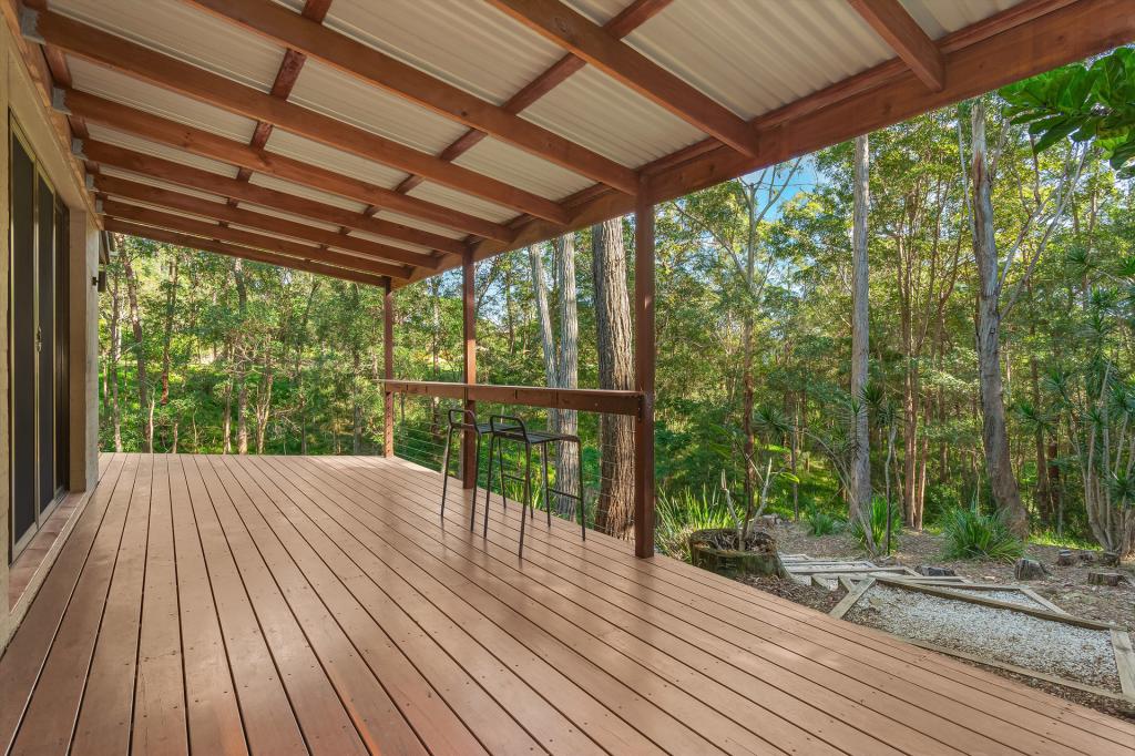 63 Simpsons Rd, Elanora, QLD 4221