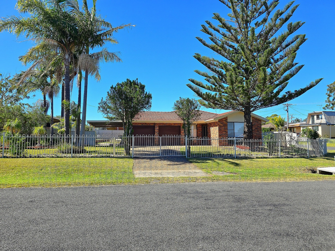 2 Ulm Rd, Sanctuary Point, NSW 2540