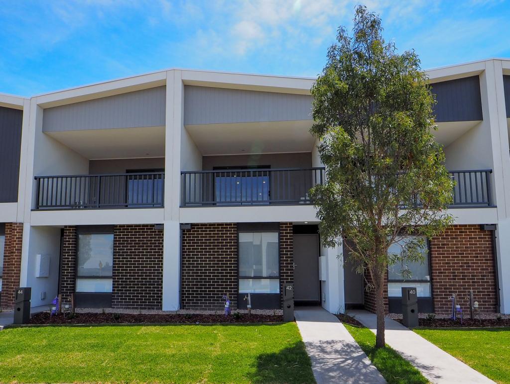 42 Banks Dr, Diggers Rest, VIC 3427