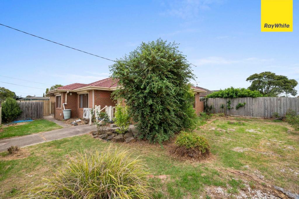 15 ANDREW ST, MELTON SOUTH, VIC 3338