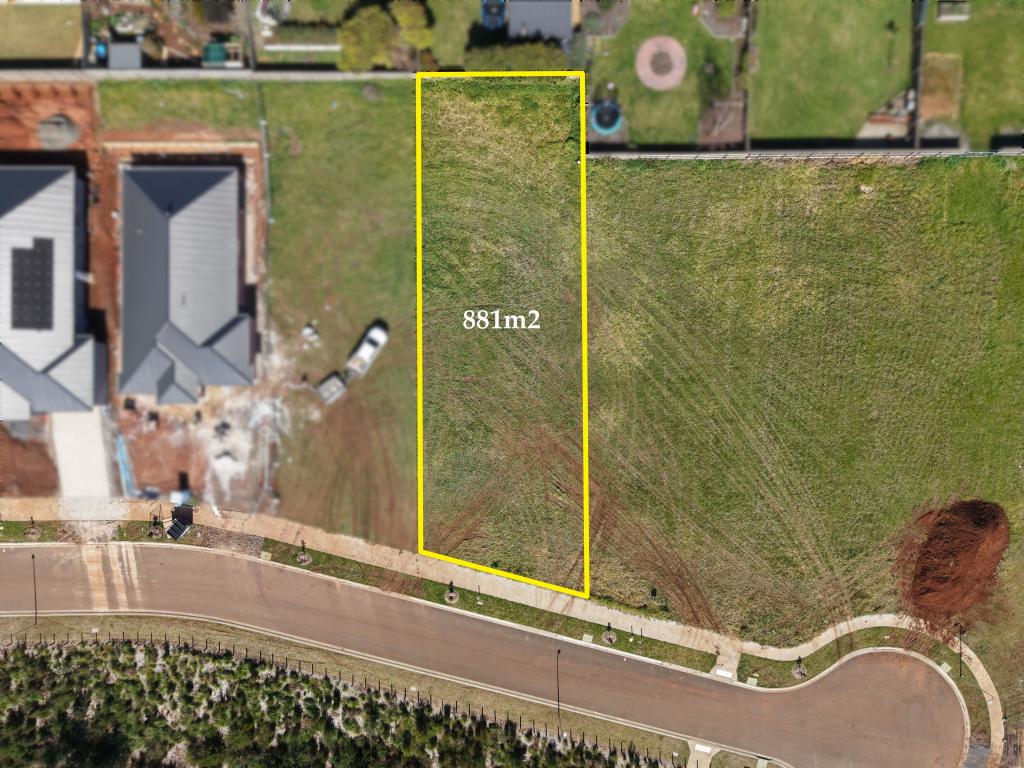 11 HAMANN CT, LEONGATHA, VIC 3953