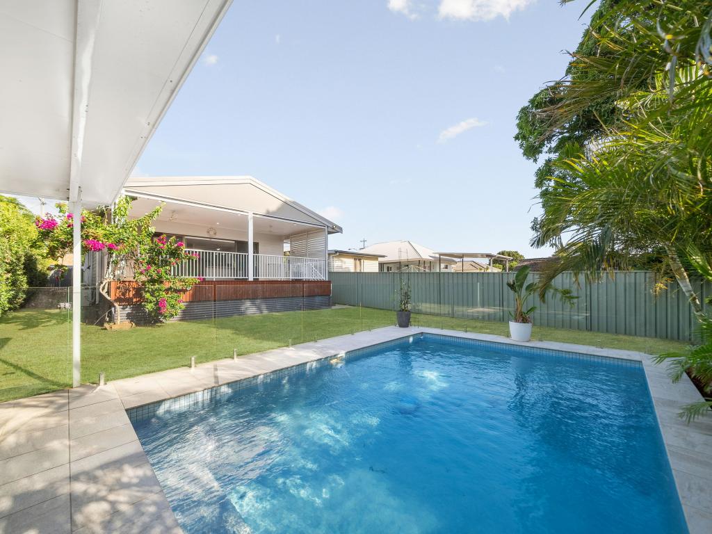 81 Victoria Ave, Woody Point, QLD 4019