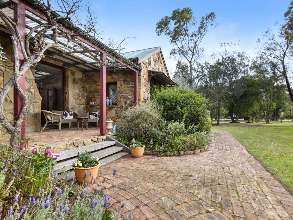 1 Cooke St, Bittern, VIC 3918