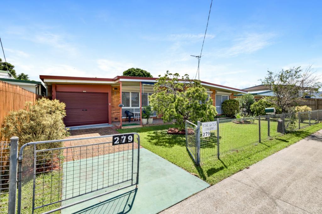 279 Aumuller St, Westcourt, QLD 4870