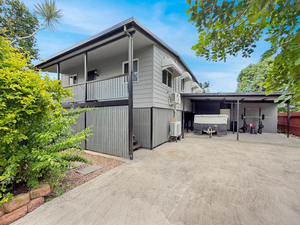 53 Roberts St, Hermit Park, QLD 4812