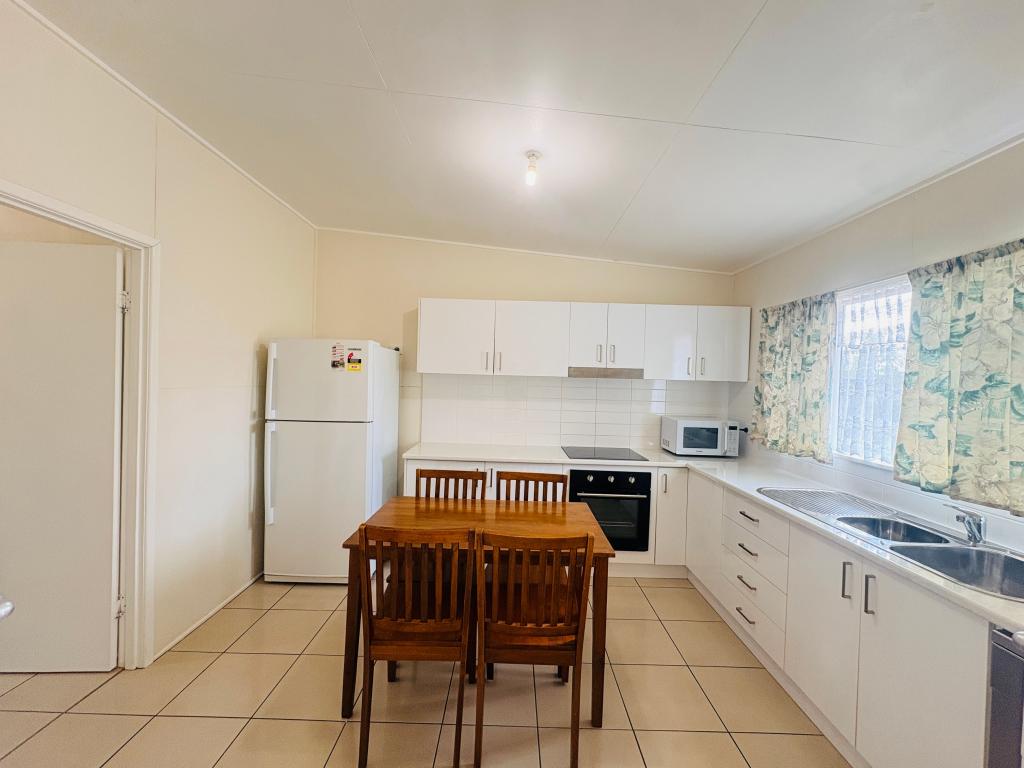 3/15 Eleanor St, Miles, QLD 4415