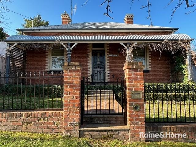 19 Blandford St, Bathurst, NSW 2795