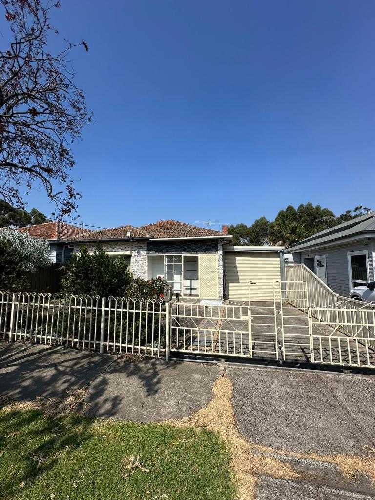 42 STANFORD ST, SUNSHINE, VIC 3020