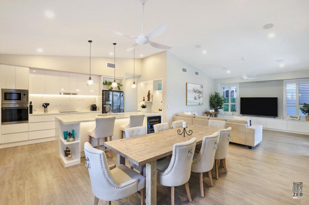 137/40 Menzies Dr, Pacific Paradise, QLD 4564