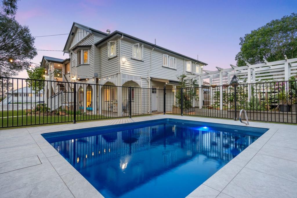 4 WILSON ST, NEWTOWN, QLD 4305