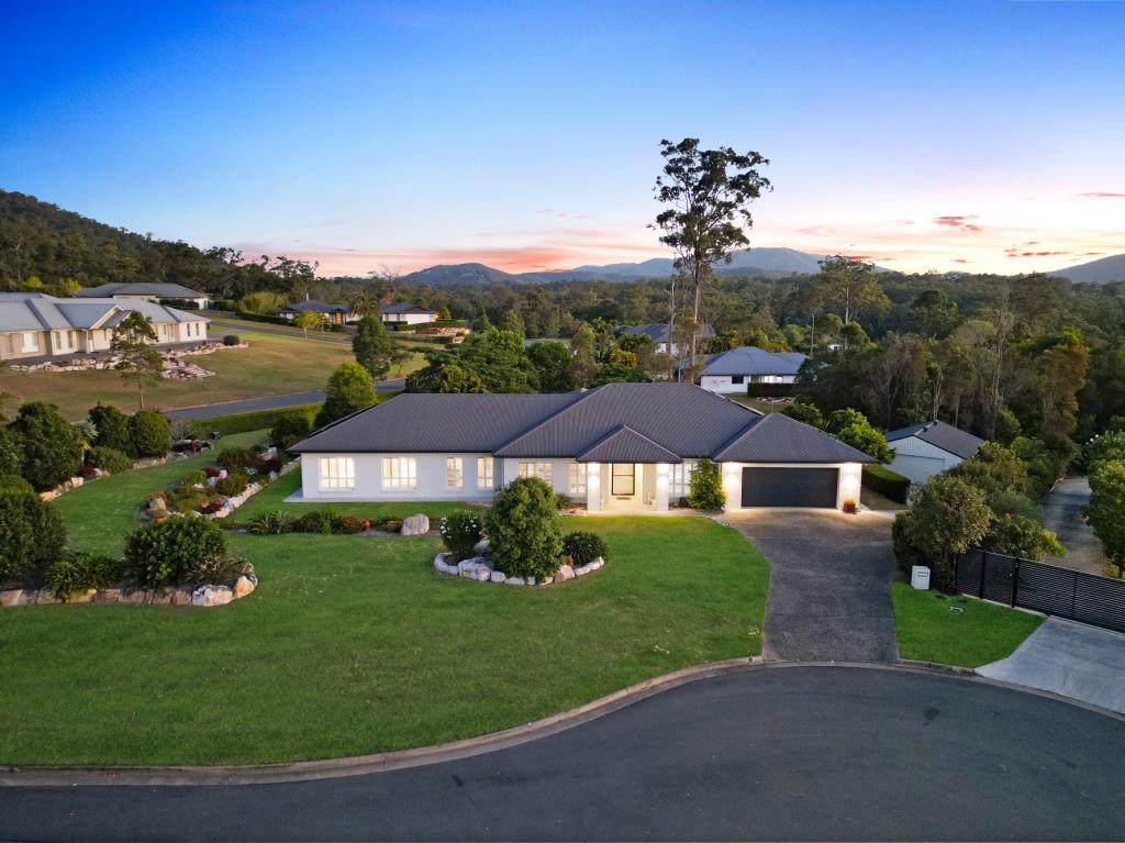 2 Gabor Ct, Maudsland, QLD 4210