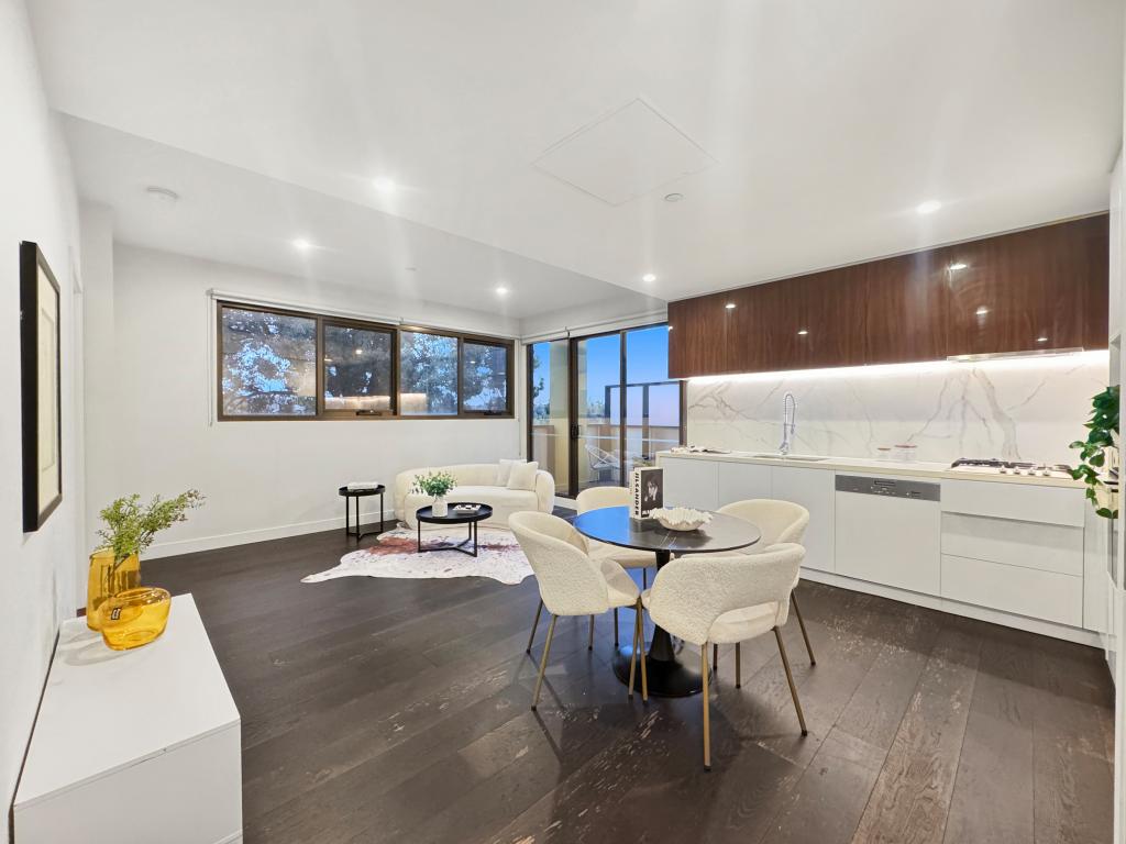 106/200 Reynolds Rd, Doncaster East, VIC 3109