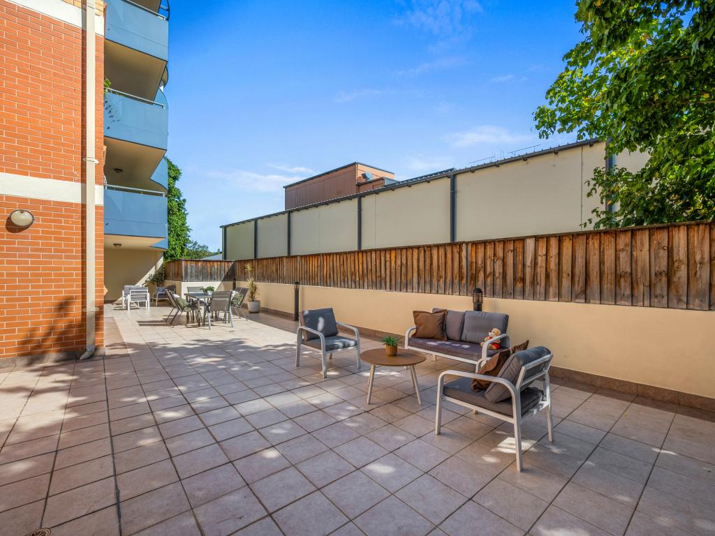 18/98 Chandos St, Ashfield, NSW 2131