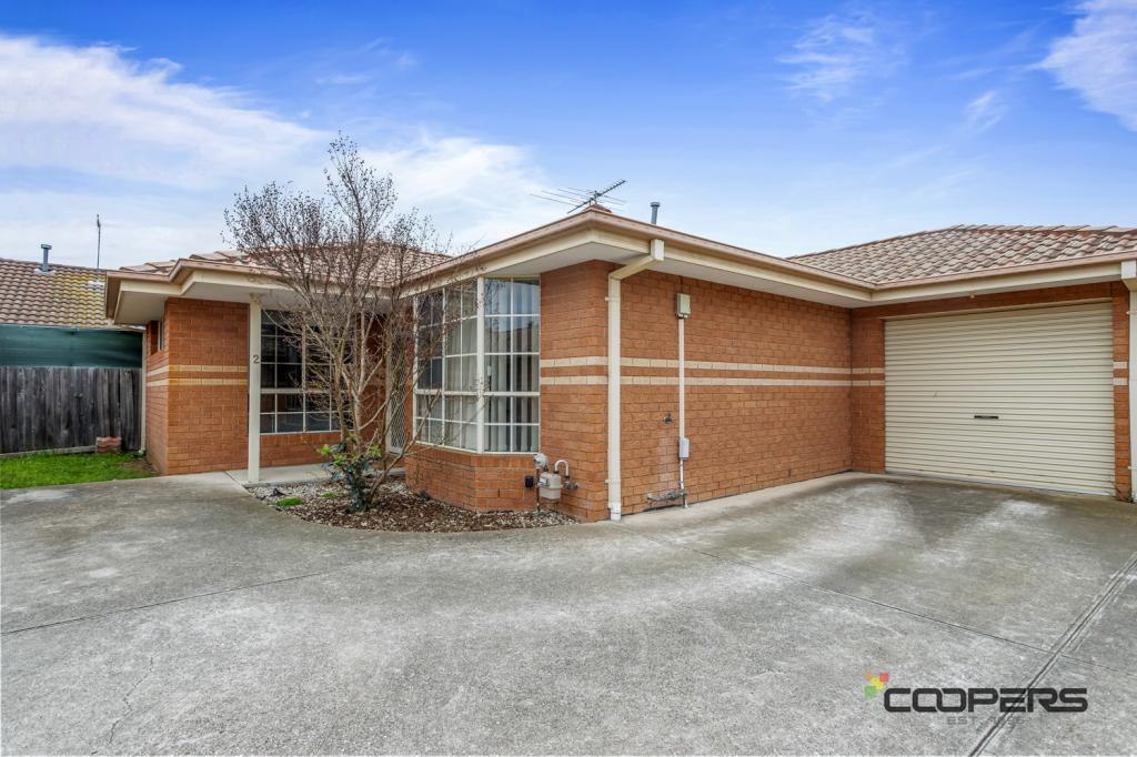 2/17 TOOLERN ST, MELTON SOUTH, VIC 3338