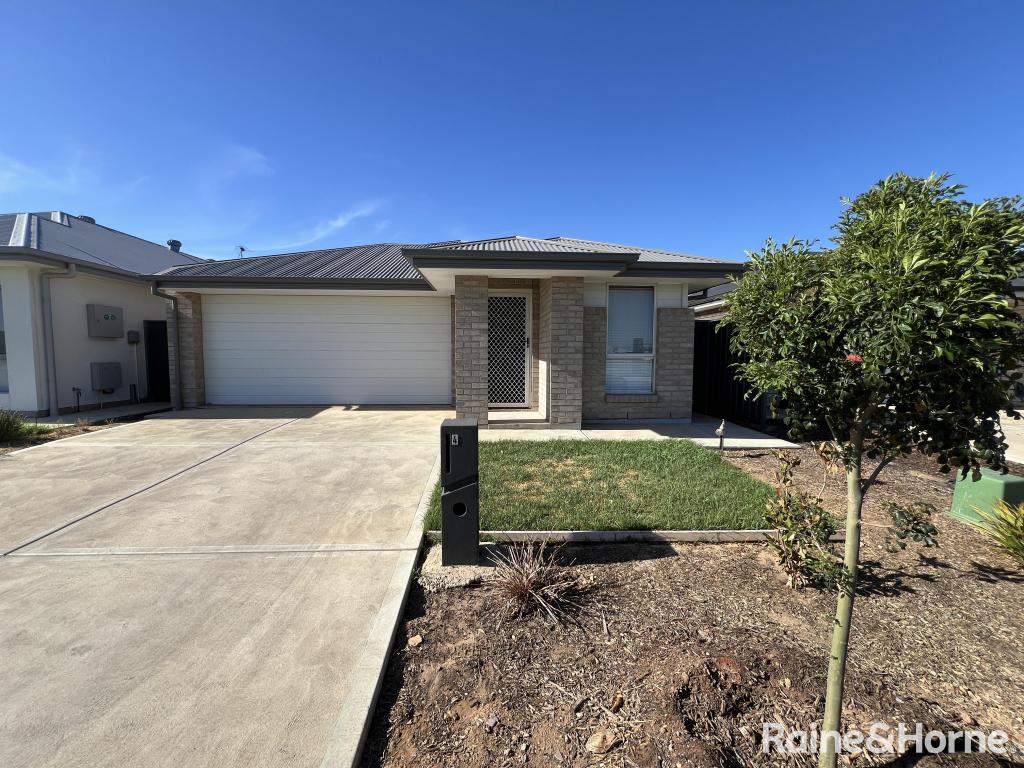 4 Desiree St, Munno Para, SA 5115