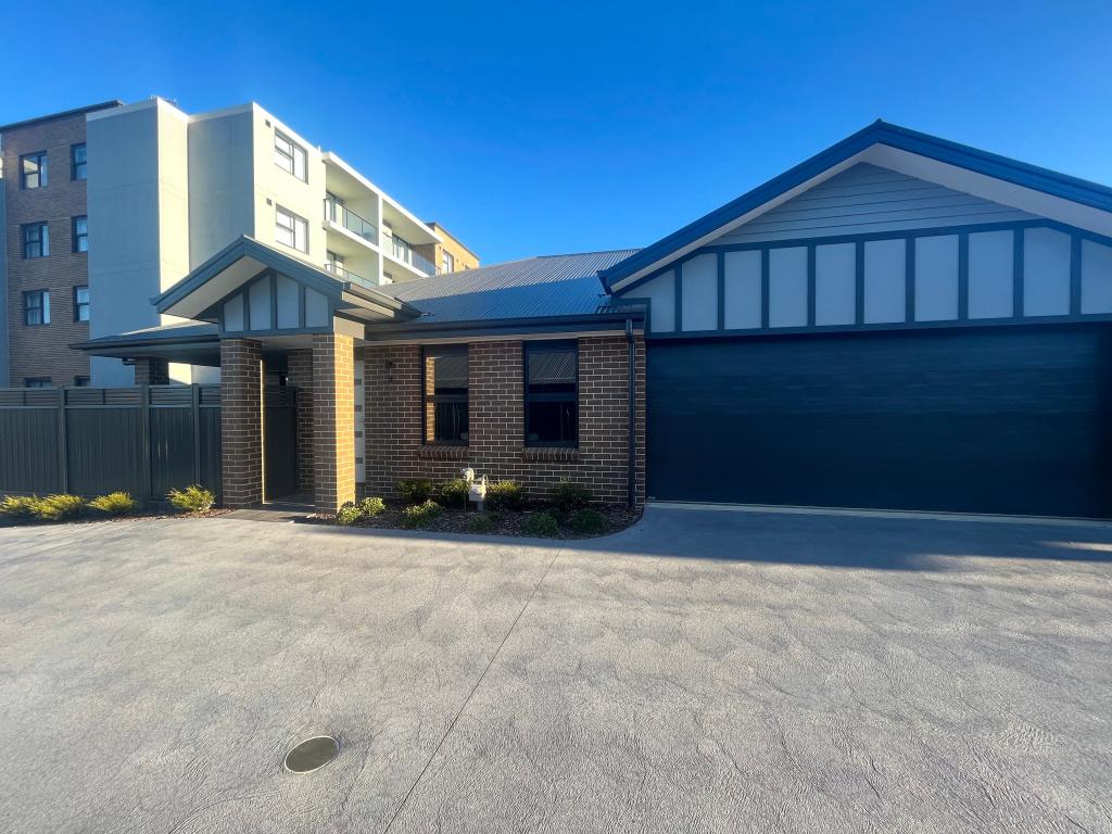 7/85 BOURKE ST, GOULBURN, NSW 2580