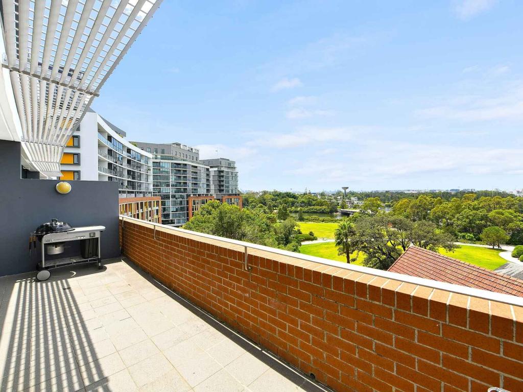 701/8 BRODIE SPARK DR, WOLLI CREEK, NSW 2205