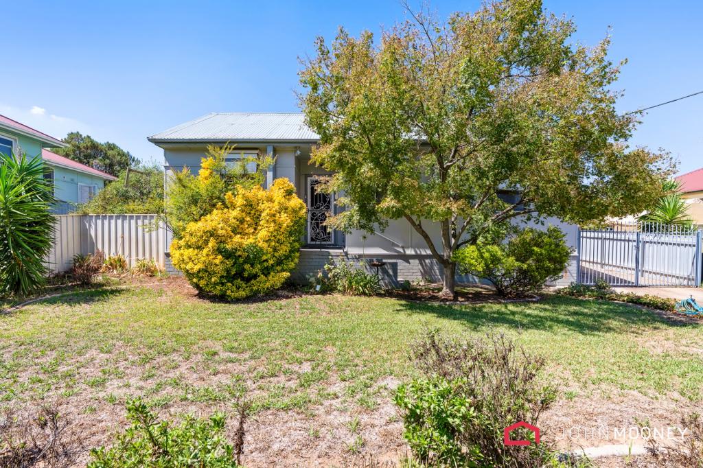 103 Mitchelmore St, Mount Austin, NSW 2650